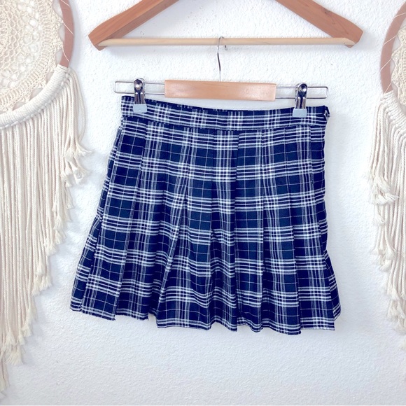 Fashion navy blue and white shorts lined pleated schoolgirl style mini skirt - Picture 1 of 5